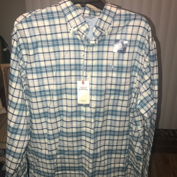 Izod Other - NWT Izod Soft Blue & White Plaid Shirt Oxford XL